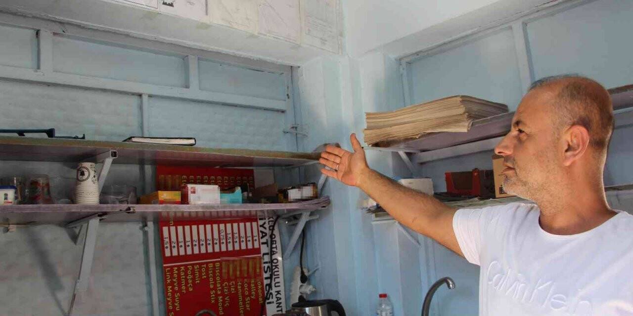 Batman’da hırsızlar demir makasla okul kantinine dadandı