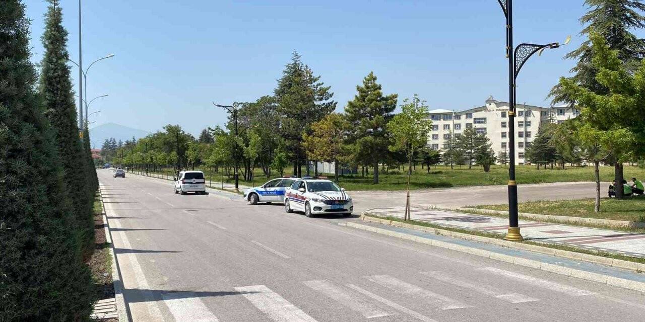 Bolvadin’de emniyet ve jandarmadan ortak radar denetimi