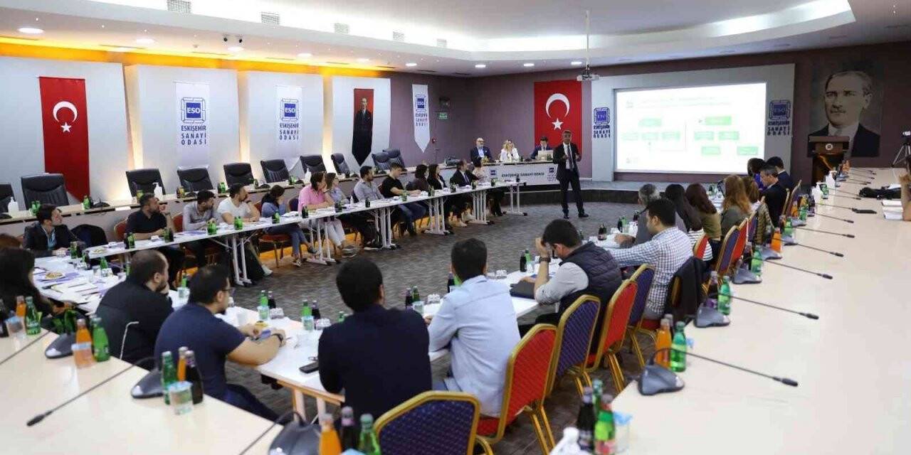 Eskişehirli firmalar ‘Yeşil Yakalı Akademisi’ne katıldı