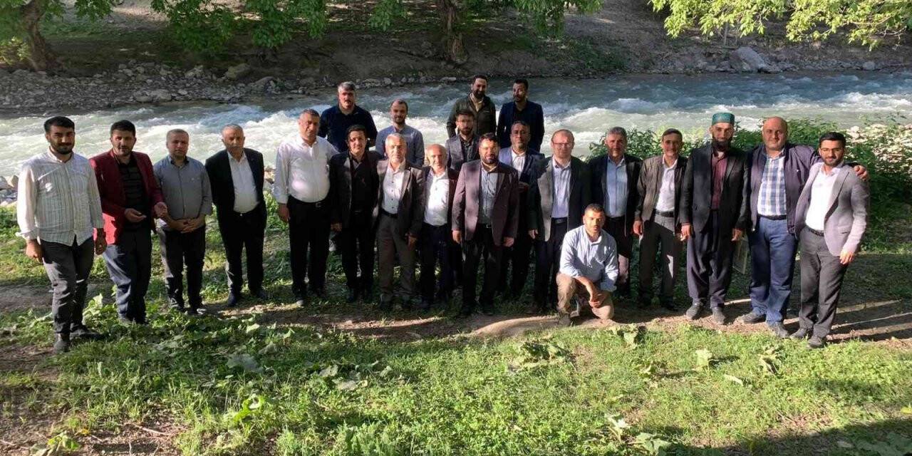 Din görevlilerine izcilik eğitimi