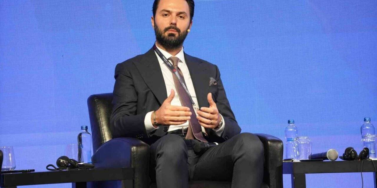 Türkiye-Afrika Medya Zirvesi’nde Türk şirketlerinin Afrika’daki yatırımlarına dikkat çekildi