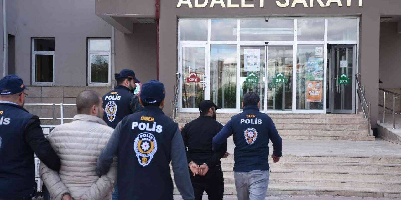 Sosyal medya dolandırıcıları tutuklandı