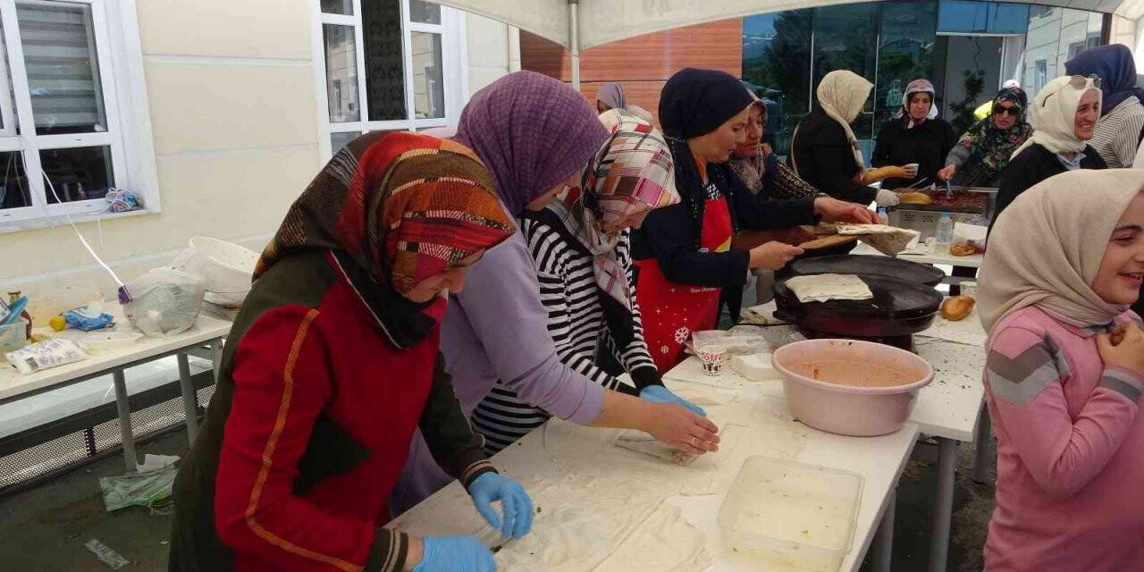 Ortaokul öğrencilerinden örnek davranış