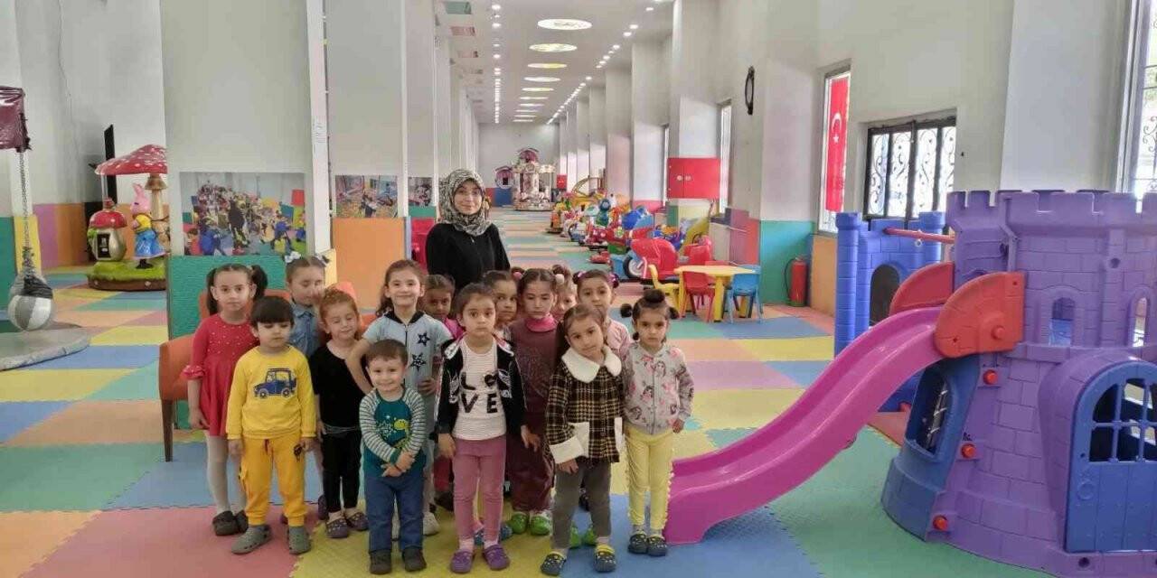 Kur’an kursu öğrencileri doyasıya eğlendi