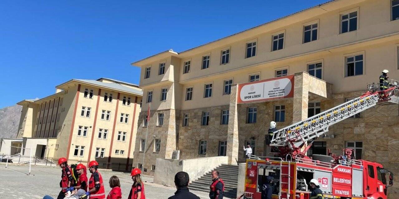 Hakkari’de gerçeği artmayan tatbikat