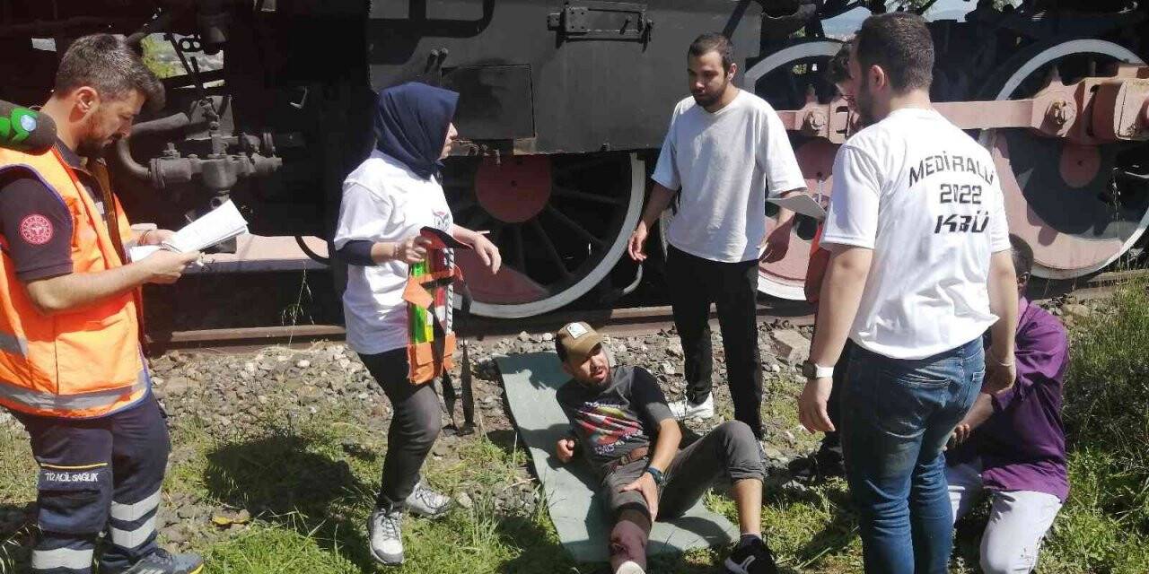 Öğrenciler için hazırlanan "Medi Ralli" tatbikatı gerçeğini aratmadı