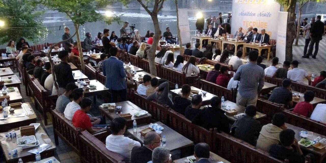 Kurtulmuş: “Mezopotamya’nın giriş kapısı Diyarbakır, yeniden yaralarını sarıyor”