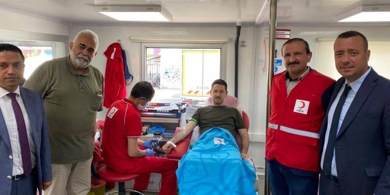 Altıntaş’ta “Anca Beraber Kanca Beraber” isimli kan bağışı etkinliği