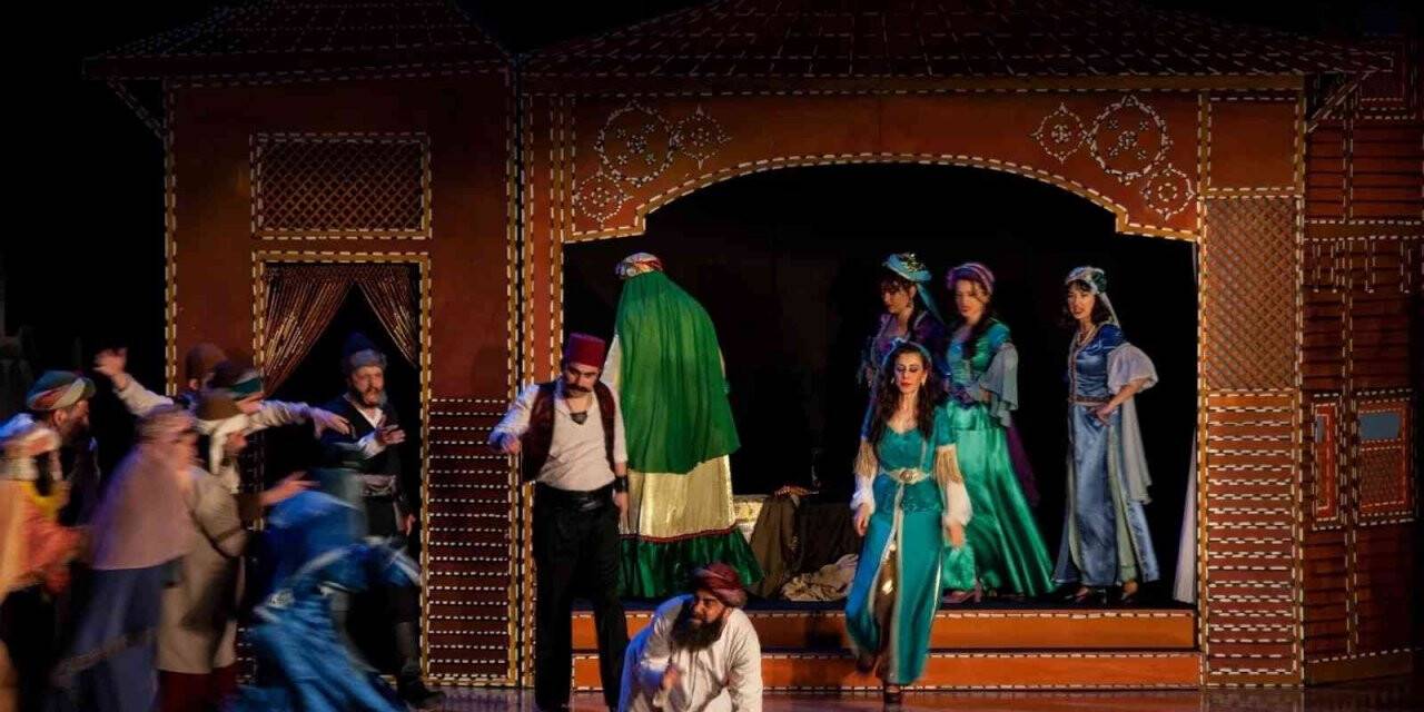 Erzincan’da “Kanlı Nigar” oyunu sahnelendi