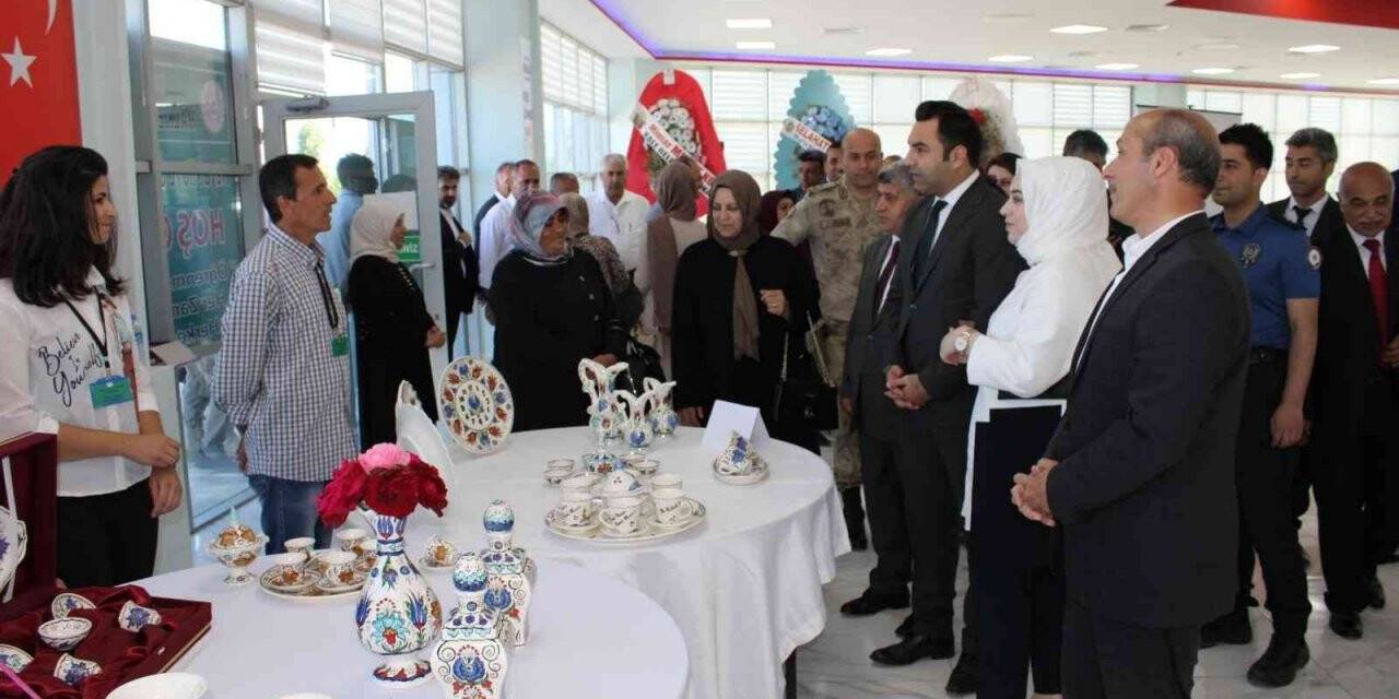 ’’El Emeği Göz Nuru’’ ürünler görücüye çıktı