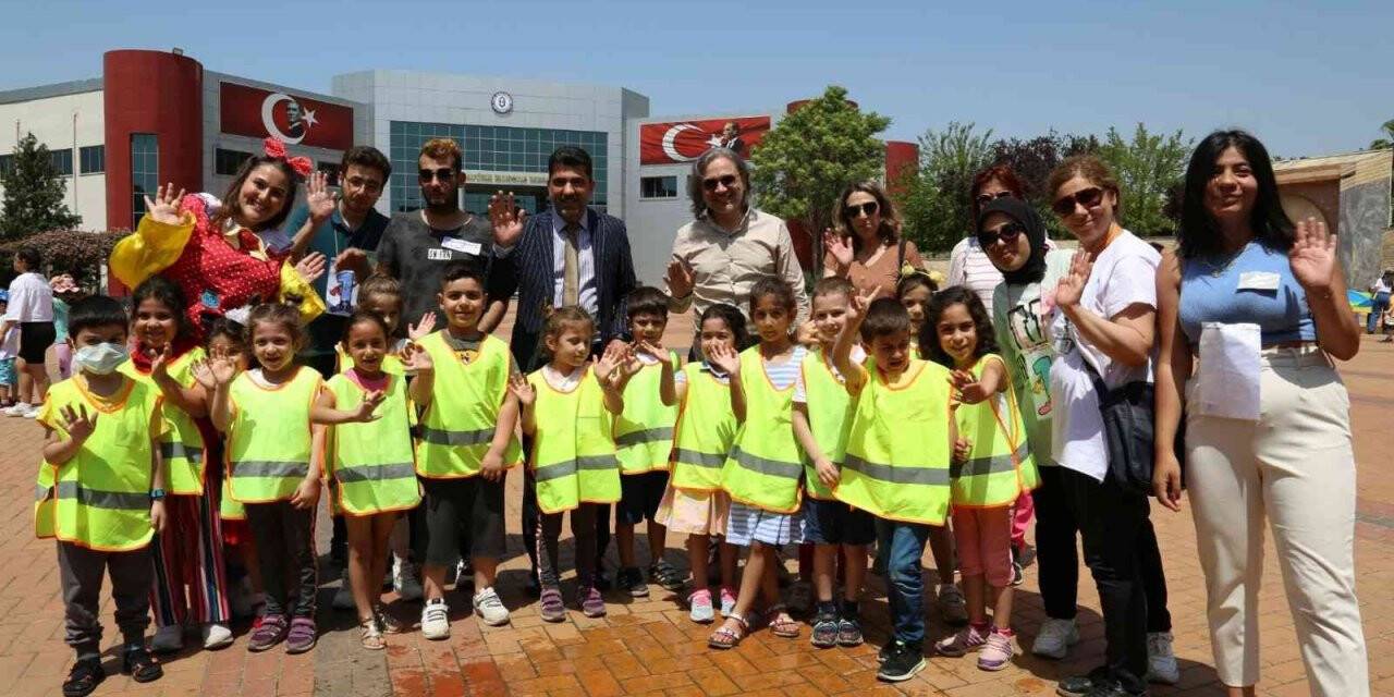 ADÜ’de Çocuk Sanat Şenliği gerçekleşti