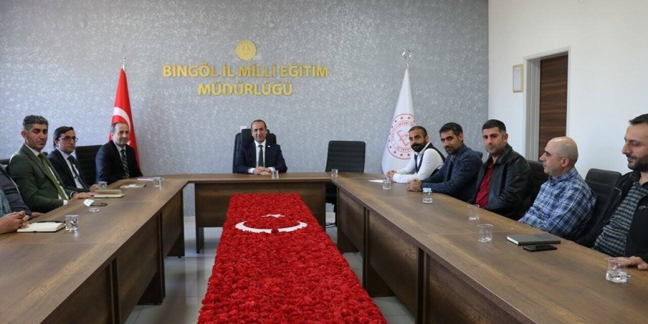 Bingöl İl Milli Eğitim Müdürü Yücel rehber öğretmenler ile bir araya geldi