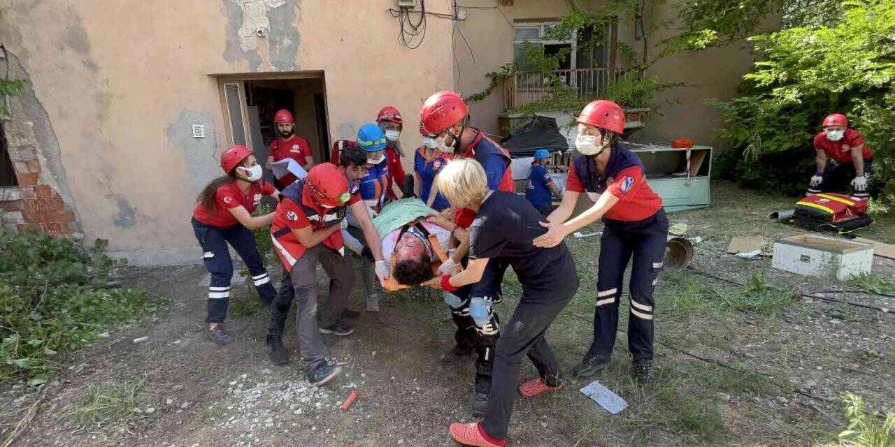 UMKE tatbikatı gerçeği aratmadı