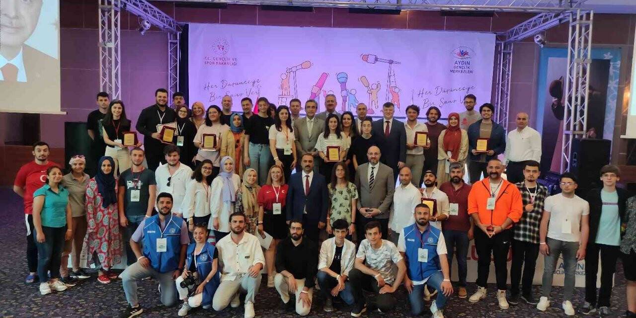 Türkiye Münazara Ligi Ege Bölge Finali Aydın’da yapıldı