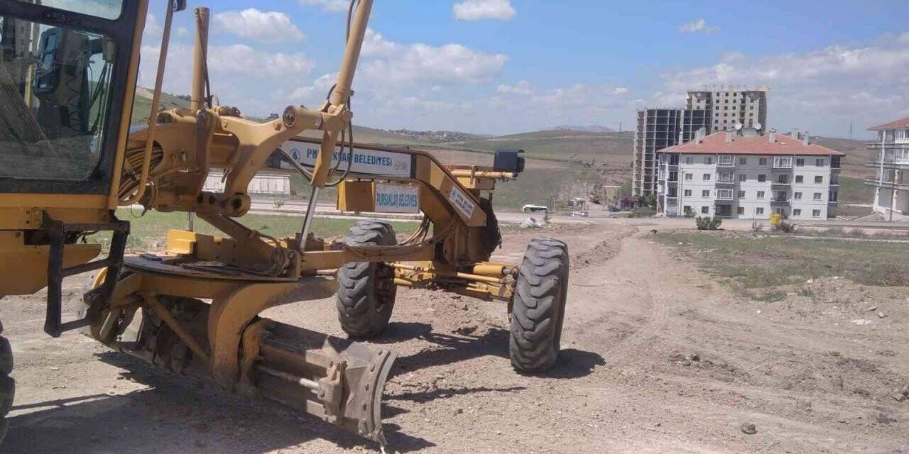 Pursaklar’ın yol ağı genişliyor