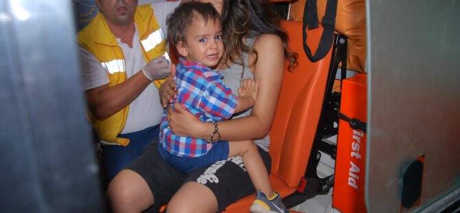 ASANSÖR ZEMİNE ÇAKILDI: BİRİ BEBEK 6 YARALI