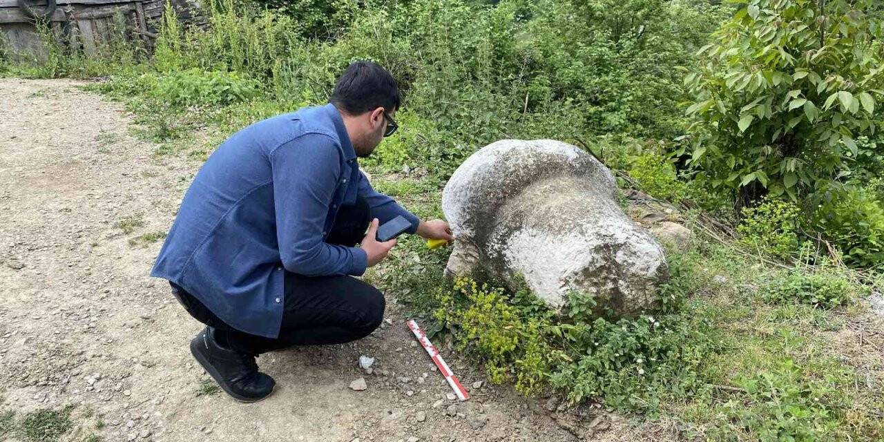 Heyelanda toprağın içinden tarih çıktı