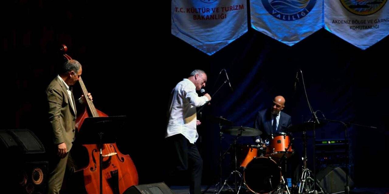 Cazın kalbi Mersin’de attı