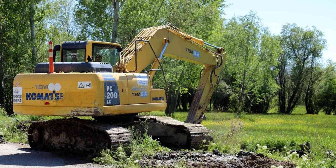 Van Büyükşehir Belediyesi tarım yatırımlarına devam ediyor