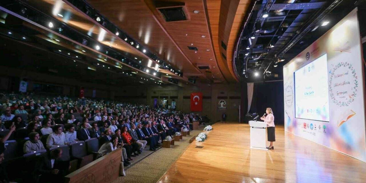 3. Uluslararası Çocuk Kütüphaneleri sempozyumu