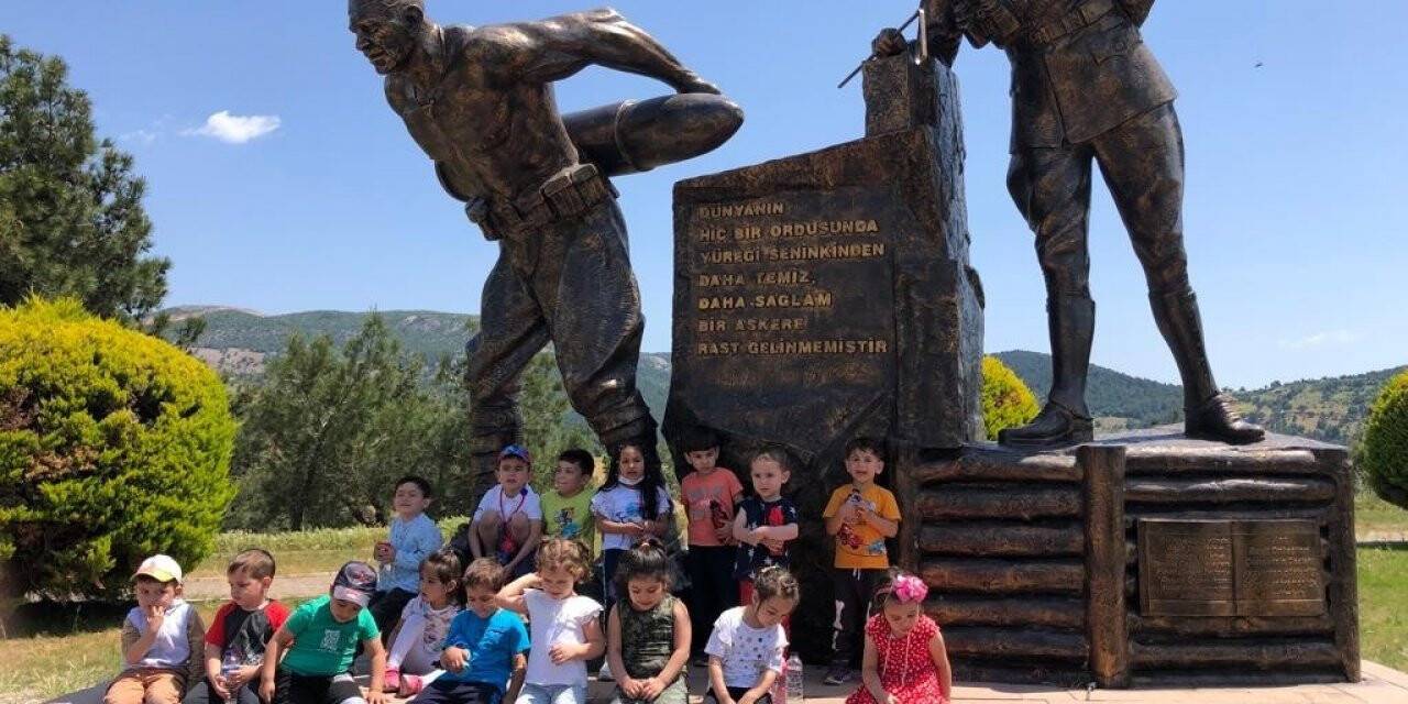 Anaokulu öğrencileri Koca Seyit Müzesi’ni ziyaret etti