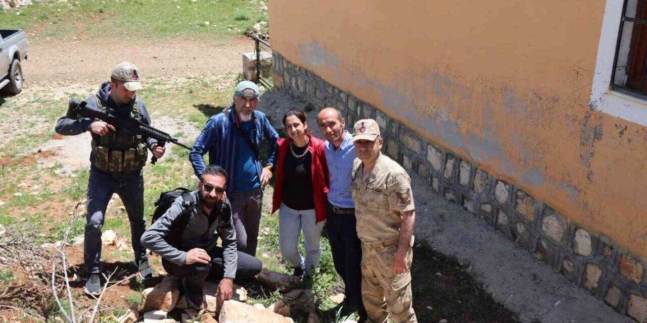 Tunceli’de çalınan koçbaşlı mezar taşı, 6 ay sonra bulunarak müze müdürlüğüne getirildi
