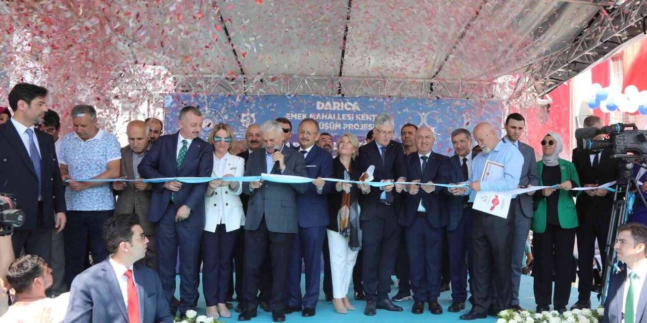 Dev projede hak sahipleri tapularına kavuştu