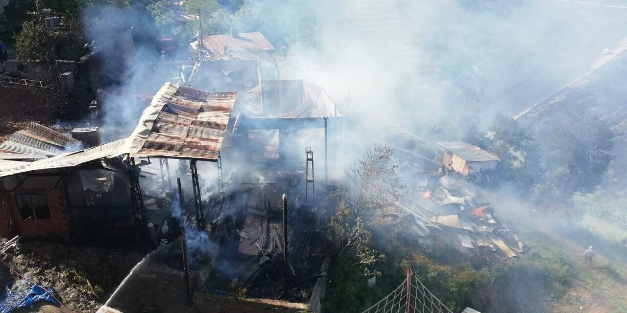 Artvin’de kereste atölyesinde yangın
