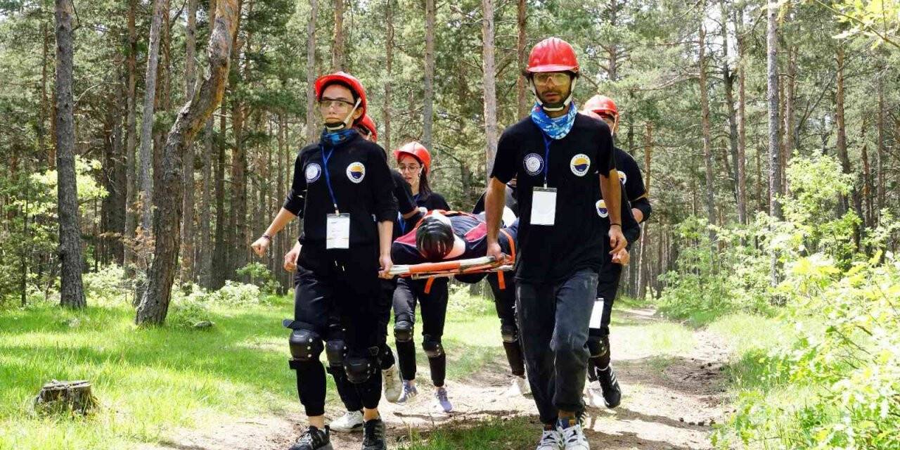 AFAD ilk kez düzenledi: Gençler ve gönüllüler yarışıyor