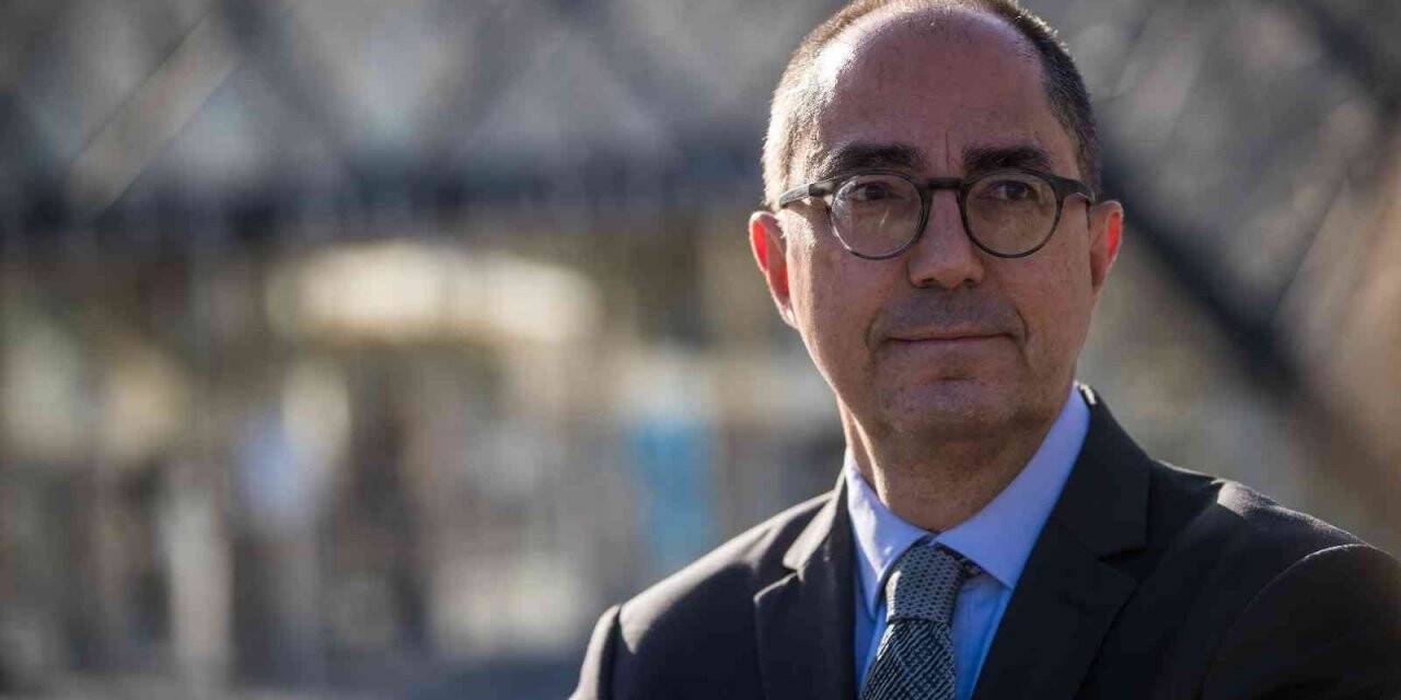 Louvre Müzesi’nin eski müdürüne tarihi eser kaçakçılığına karışma suçlaması