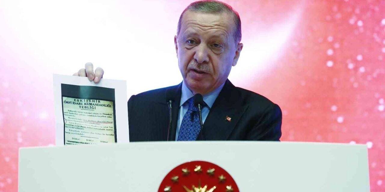 Cumhurbaşkanı Erdoğan: “Menderes’i ve arkadaşlarını darağacına gönderenlerin alınlarına çaldıkları kara leke değil 62 yıl, 600 yıl geçse de temizlenmeyecek”