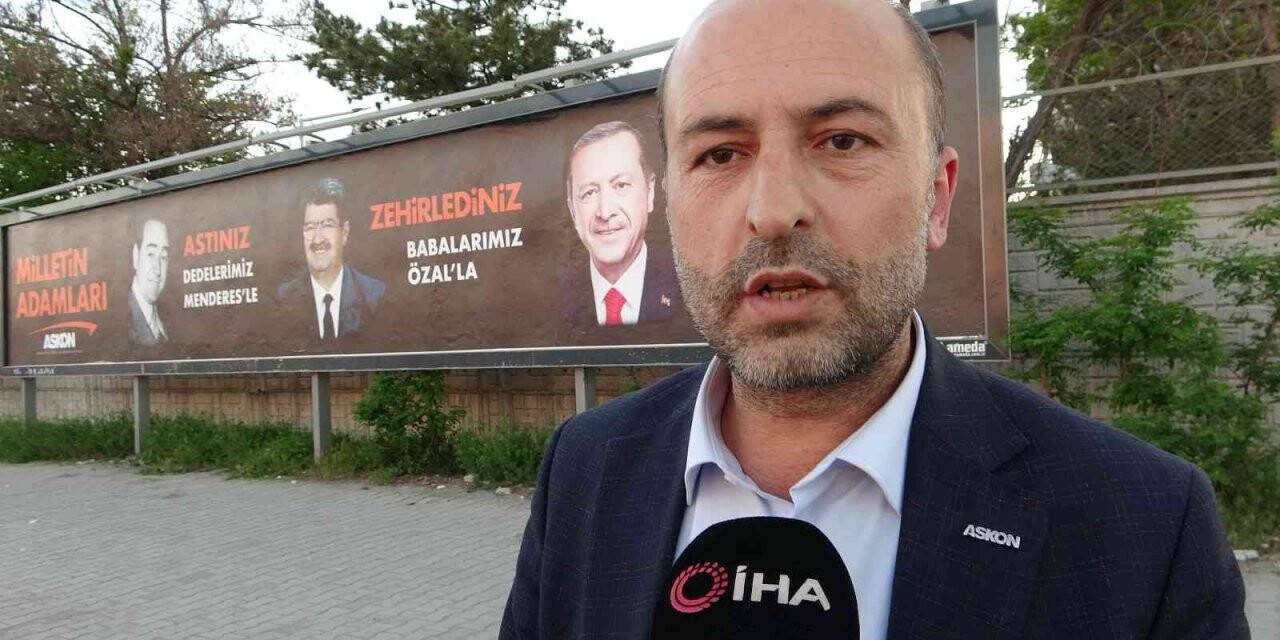 CHP’nin kampa girdiği Van’da "Menderes’i astınız, Özal’ı zehirlediniz, Erdoğan’ı yedirmeyiz" afişleri