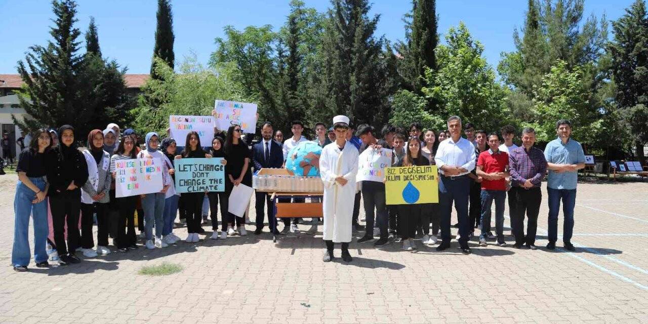 Kahta’da Dünya’nın cenaze namazı kılındı