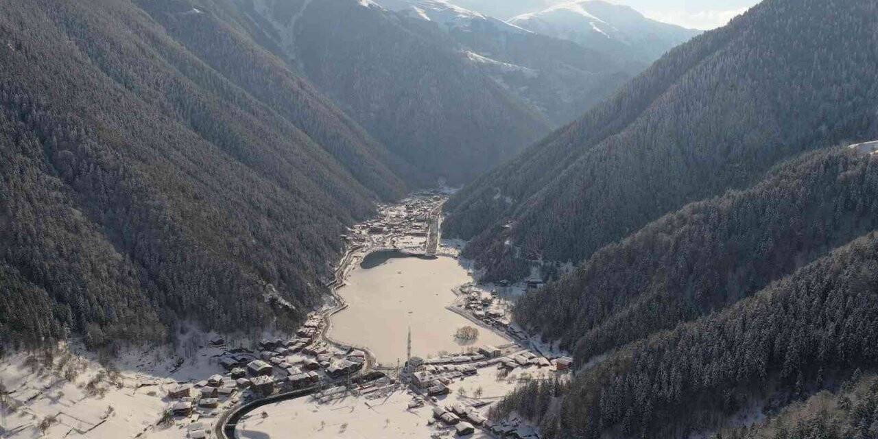 Uzungöl’un kış manzarasıyla klip yaptı