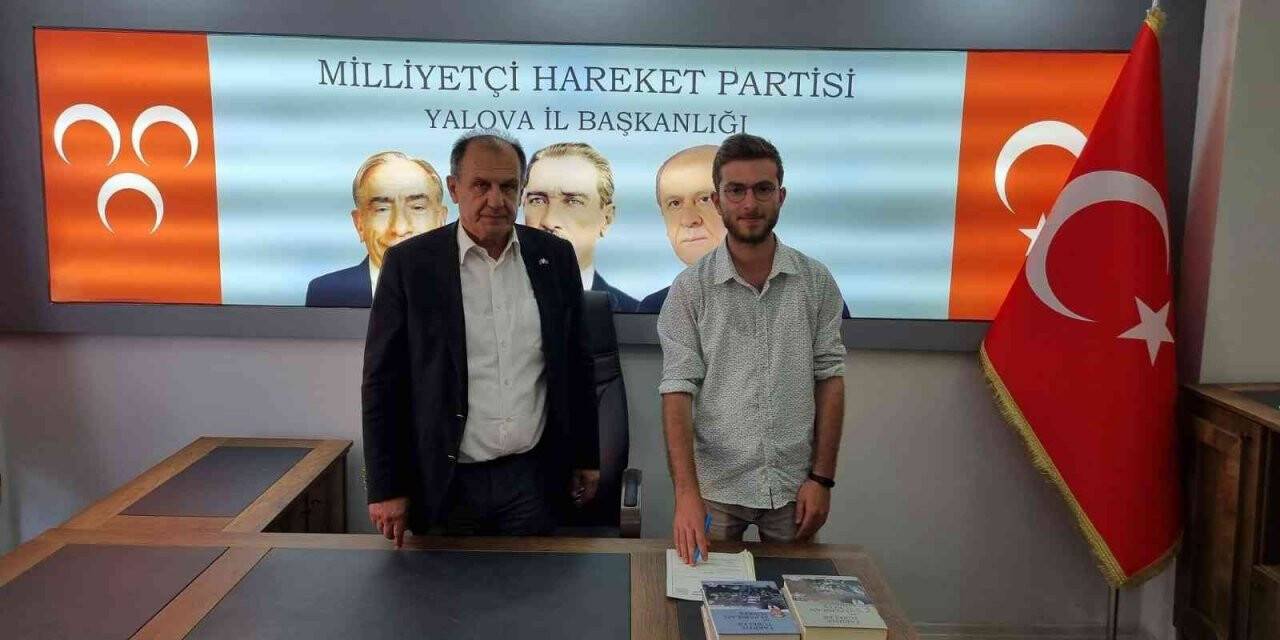 CHP Yalova İl Başkan Yardımcılığı’ndan istifa edip MHP’ye katıldı