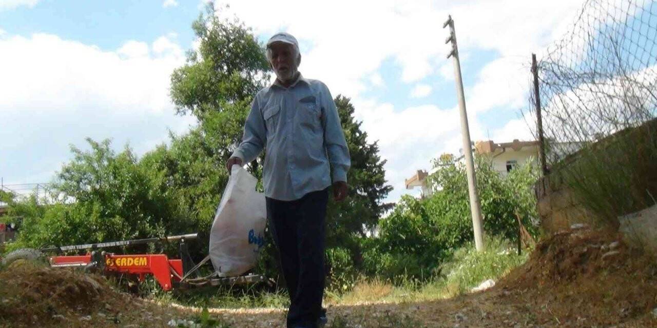 Çöpten hurda toplayarak geçimini sağlayan yaşlı adamın 3 tekerlekli motosikletini çaldılar