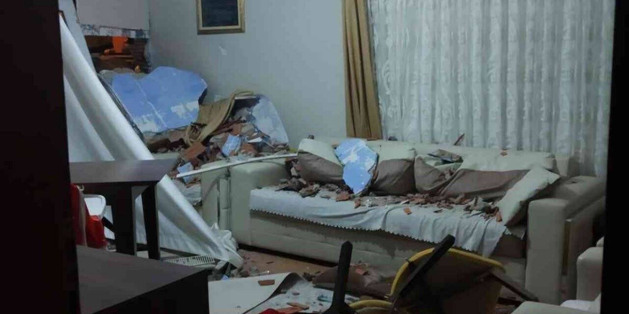 Freni tutmayan otomobil eve daldı