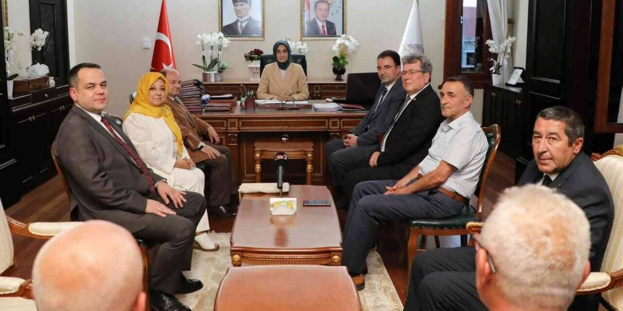 Vali Yiğitbaşı gazetecileri ağırladı