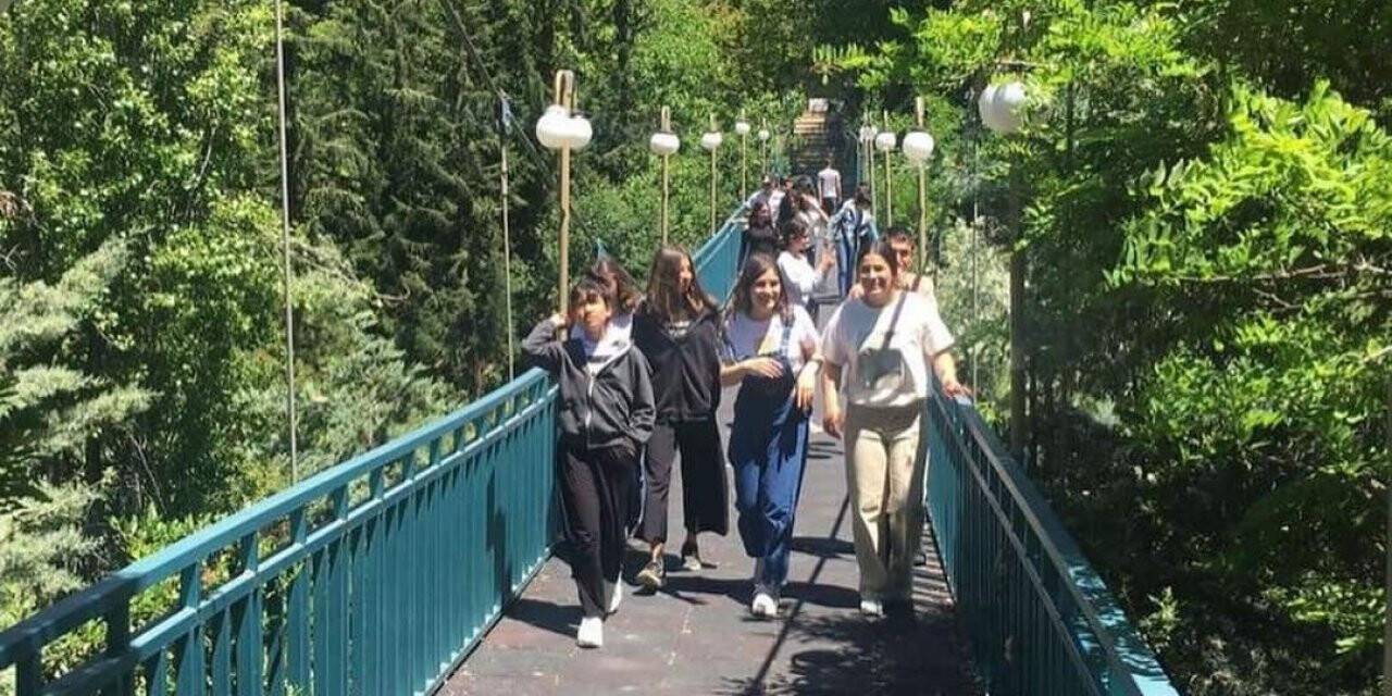 Tuncelili öğrenciler, Elazığ’da tarihi yerleri gezdi