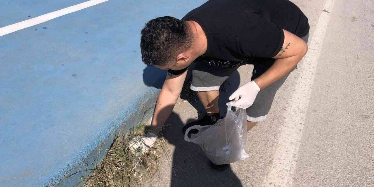 Hem spor yapıyor hem çevresini temizliyor