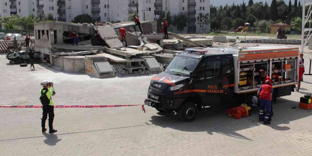 Arama kurtarma ekipleri tatbikat için İzmir’de buluştu