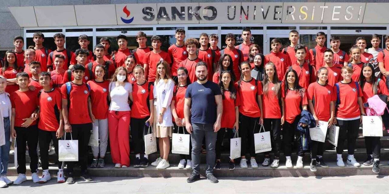 Adil Sani Konukoğlu Spor Lisesi öğrencileri SANKO’da