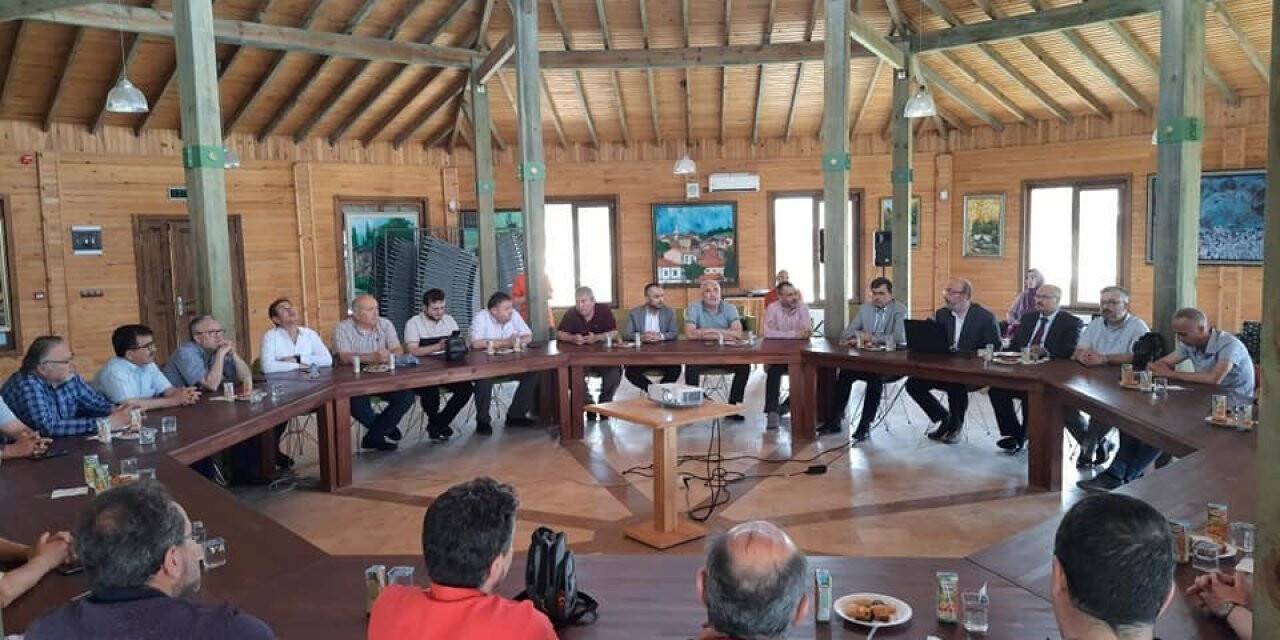 Gediz’de eğitime destek platformu toplantısı yapıldı