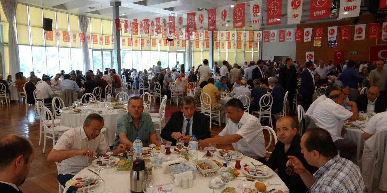 Büyükataman: "Terör örgütlerine silah gönderen ülkelerin NATO üyeliğine ne pahasına olursa olsun karşı duracağız"