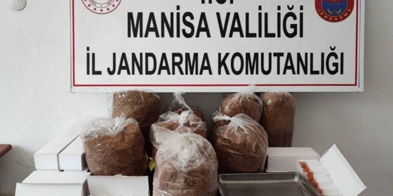 Pazar yerinde bandrolsüz tütün satarken yakalandı