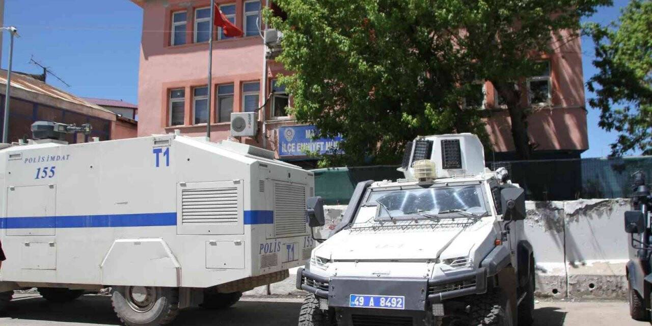 Ehliyet sınavına kamera ve ses sistemi ile giren kişi yakalandı