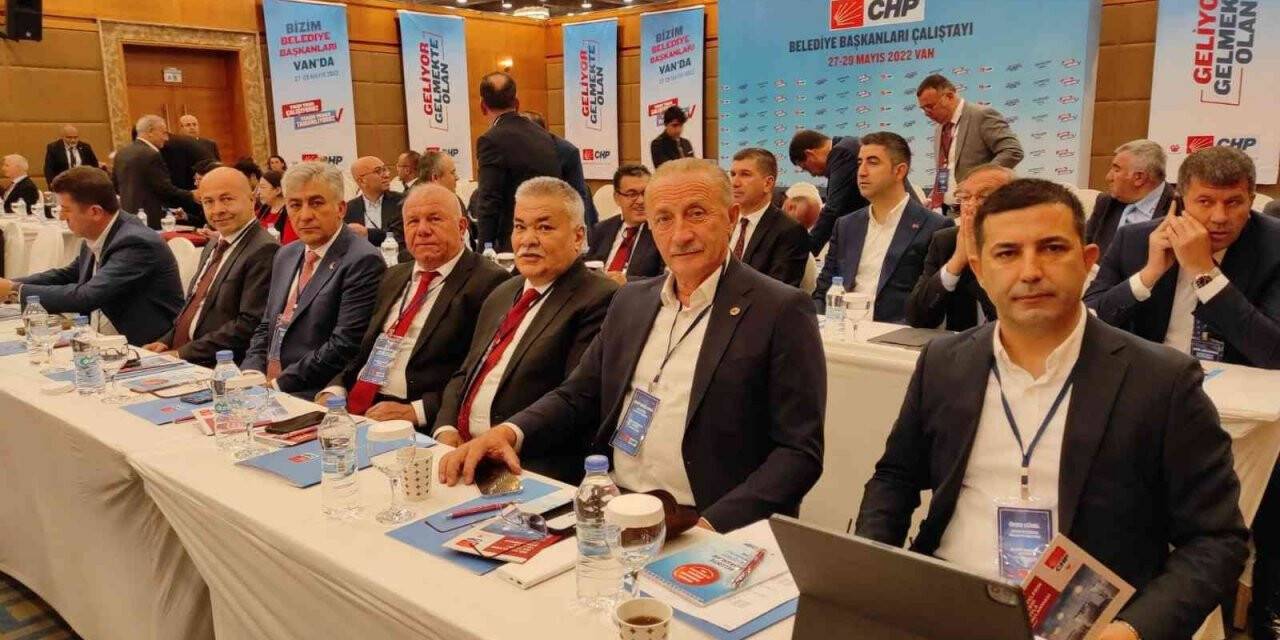 Başkan Atabay, Erciş’te esnafla buluştu