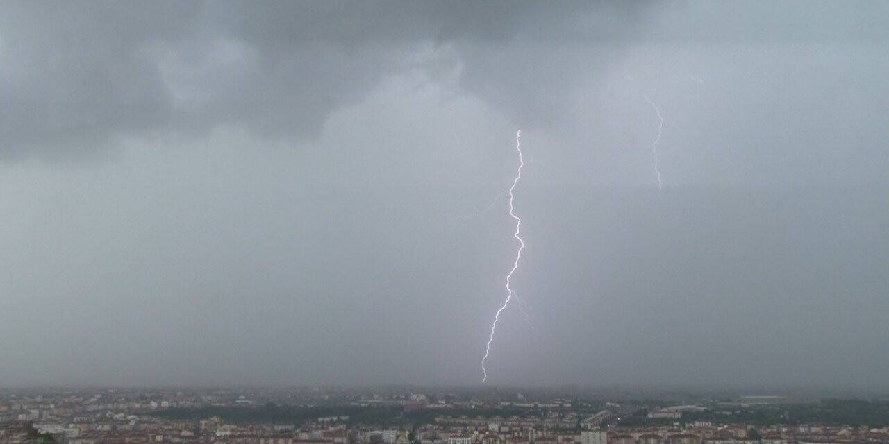 Meteorolojiden Eskişehir’in bulunduğu bölge için gök gürültülü sağanak yağış uyarısı