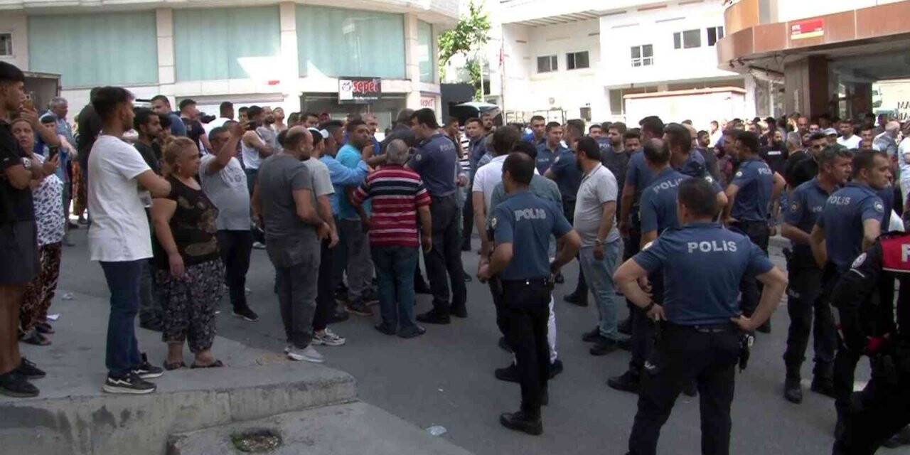 Esenyurt’ta vatandaşların bir garip ‘olaylı’ düğünü