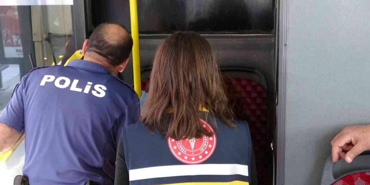 Halk otobüsündeki uyku krizi ekipleri seferber ettirdi